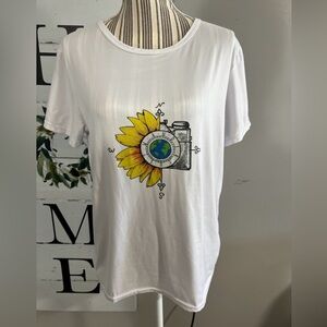 SHEIN White Short Sleeve Tee with Sunflower & Camera Graphic